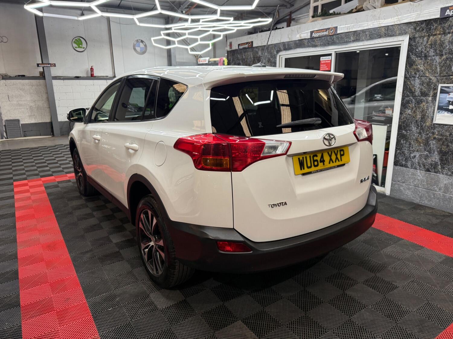 Used Toyota RAV4 2014 for sale - 77264390: Photo 12