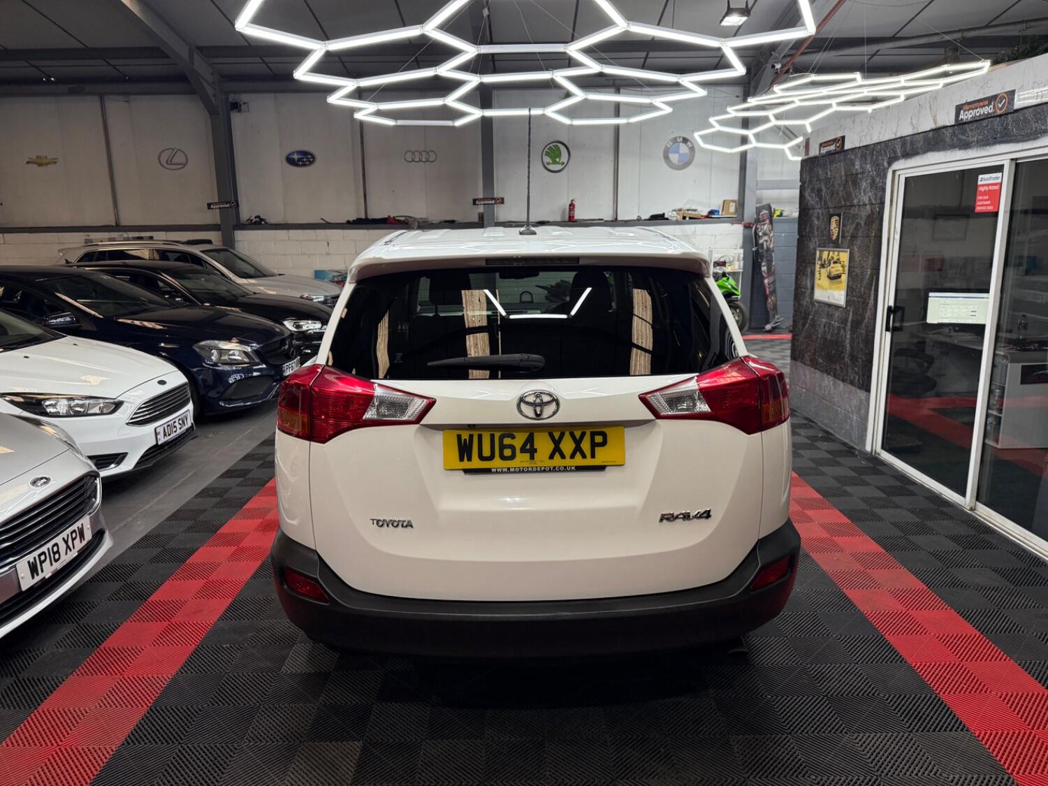 Used Toyota RAV4 2014 for sale - 77264390: Photo 18