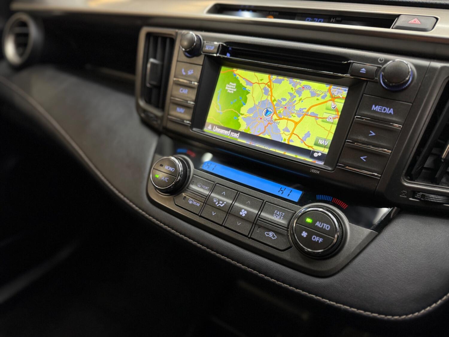 Used Toyota RAV4 2014 for sale - 77264390: Photo 32