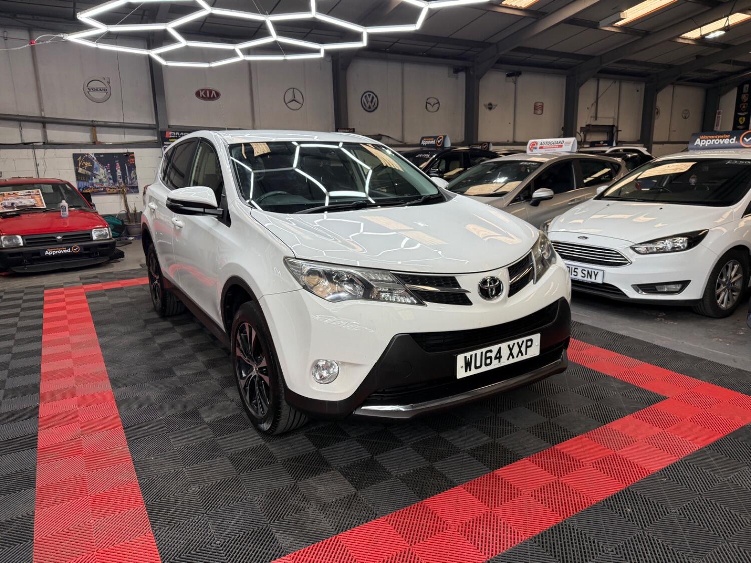 Used Toyota RAV4 2014 for sale - 77264390: Photo 6