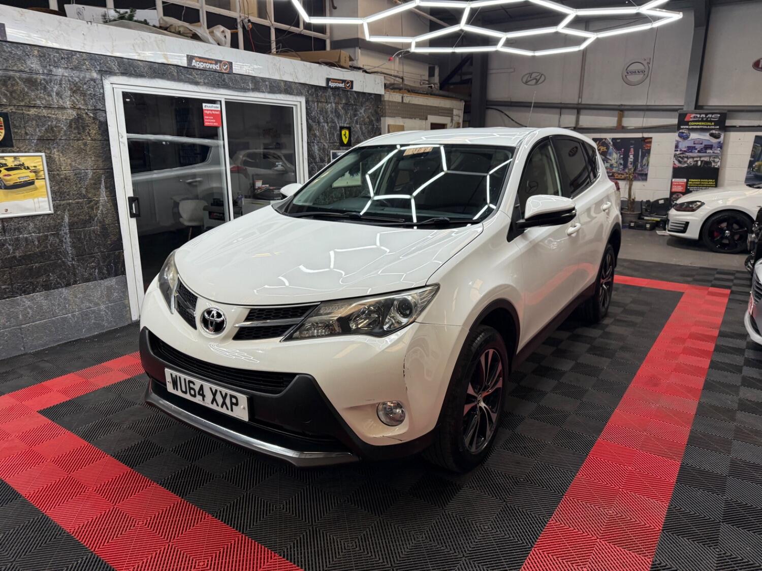 Used Toyota RAV4 2014 for sale - 77264390: Photo 9