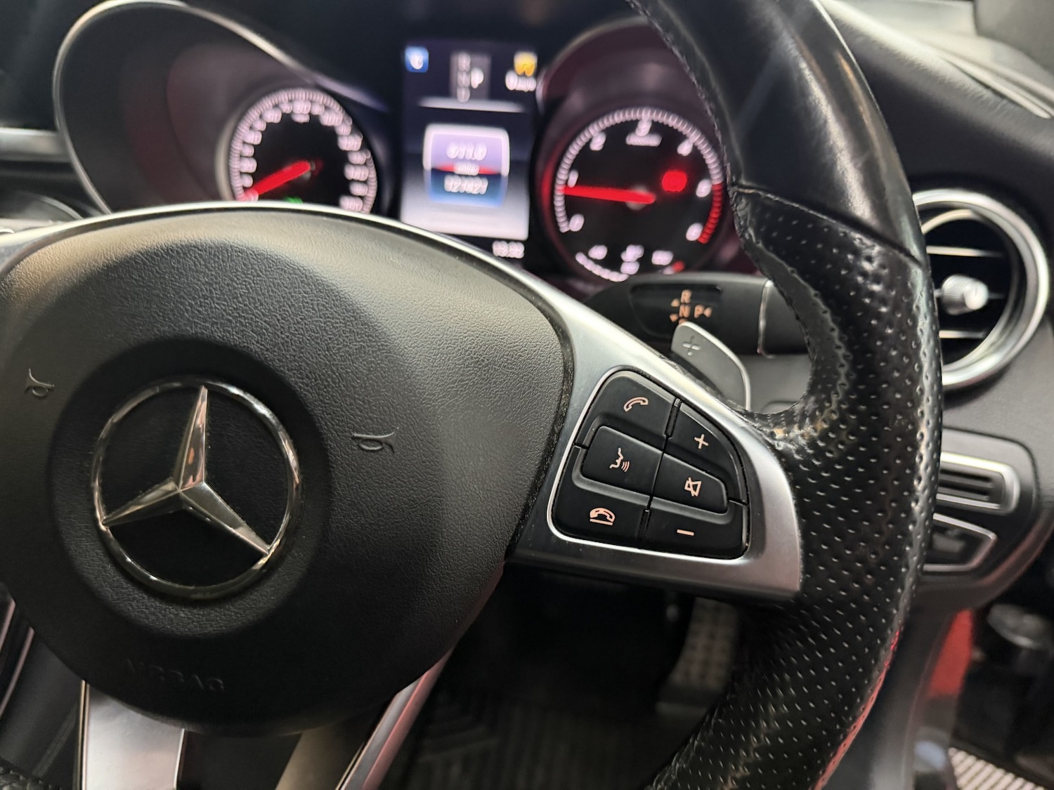 Used Mercedes-Benz GLC 2016 for sale - 77759029: Photo 25