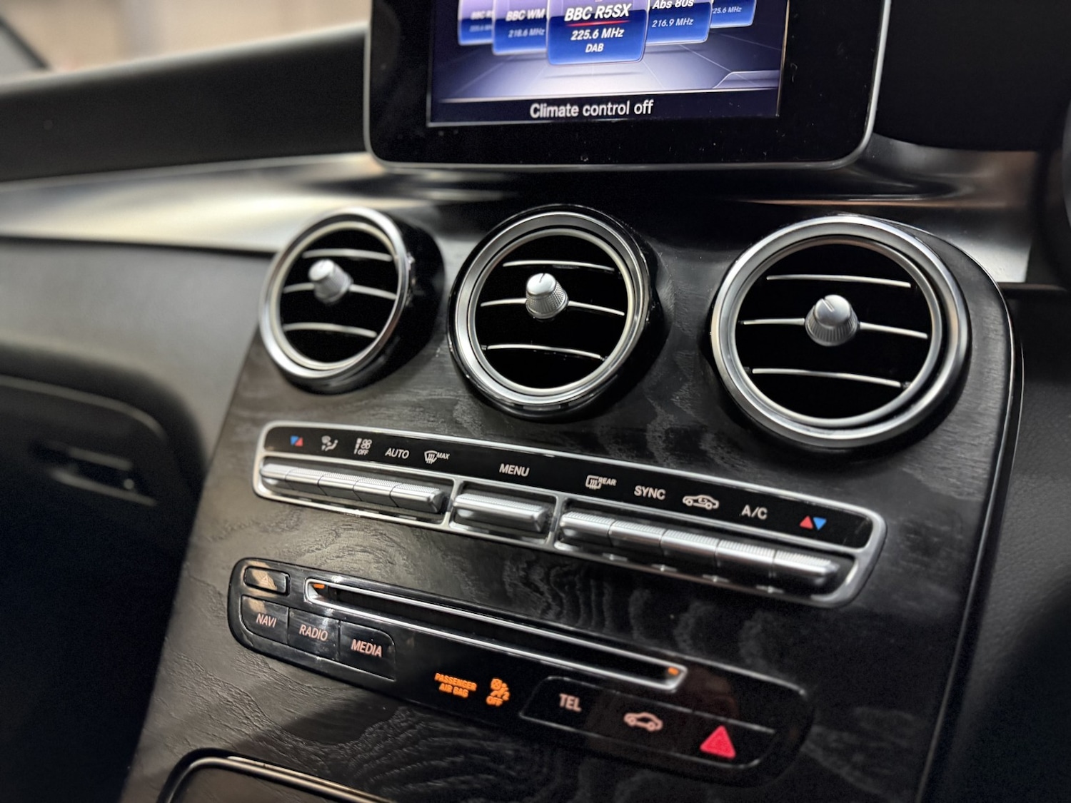 Used Mercedes-Benz GLC 2016 for sale - 77759029: Photo 33