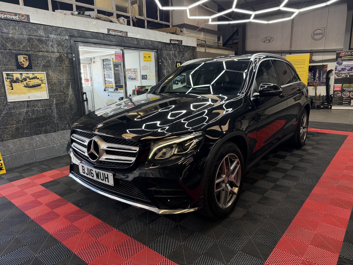 Used Mercedes-Benz GLC 2016 for sale - 77759029: Photo 4