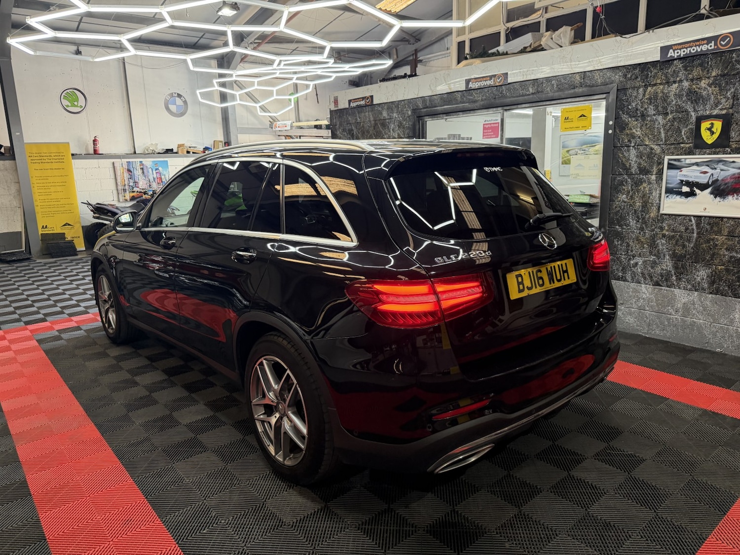 Used Mercedes-Benz GLC 2016 for sale - 77759029: Photo 9