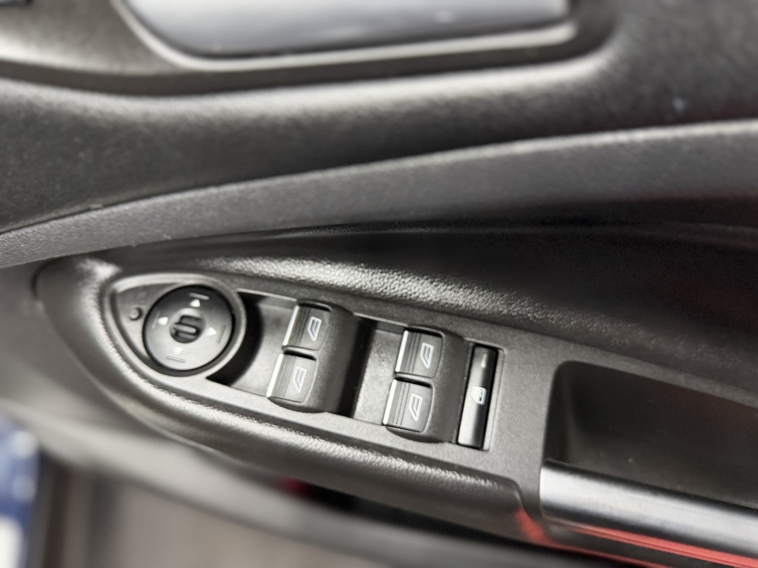 Used Ford Kuga 2016 for sale - 77977141: Photo 31