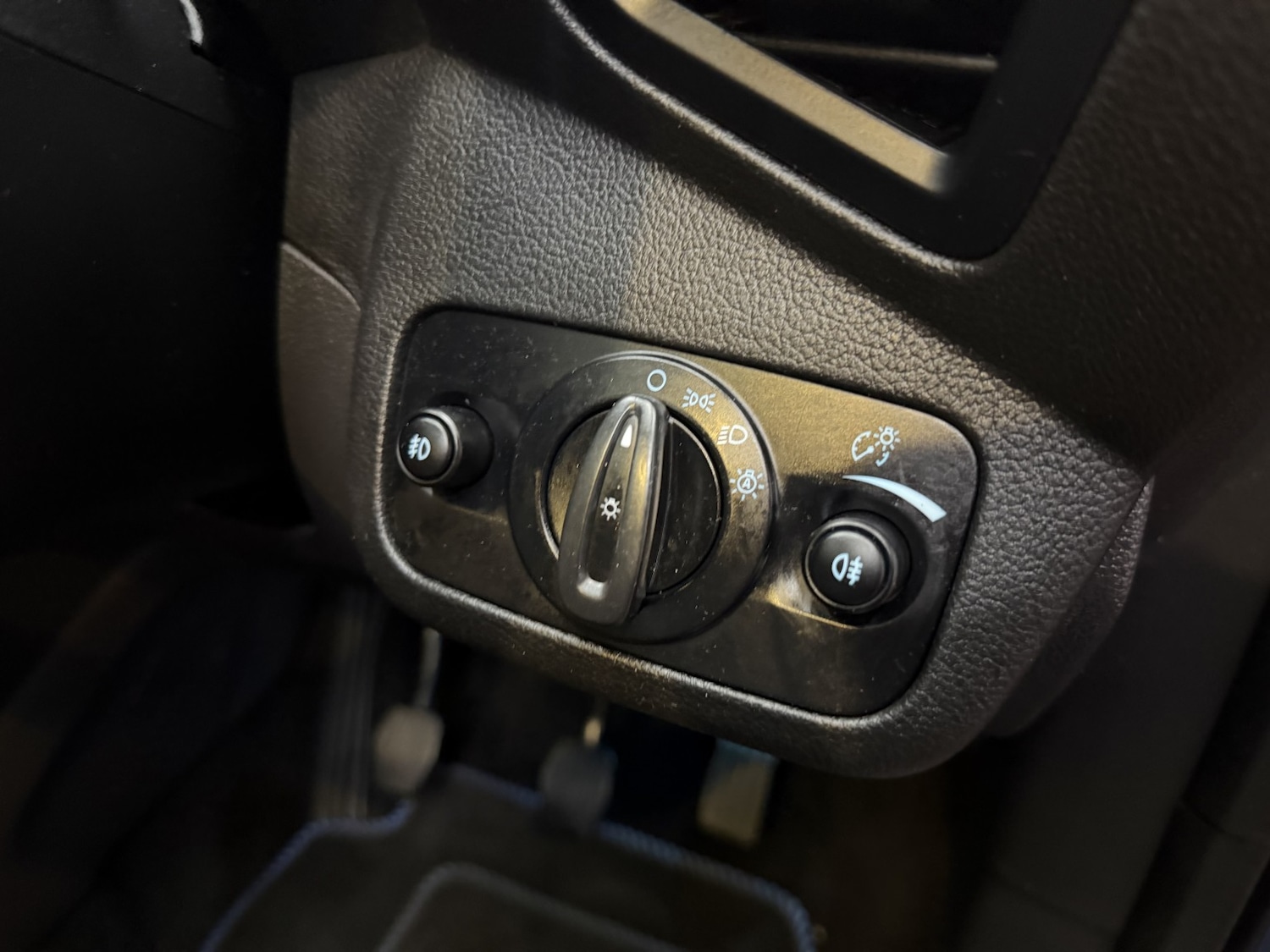 Used Ford Kuga 2016 for sale - 77977141: Photo 38