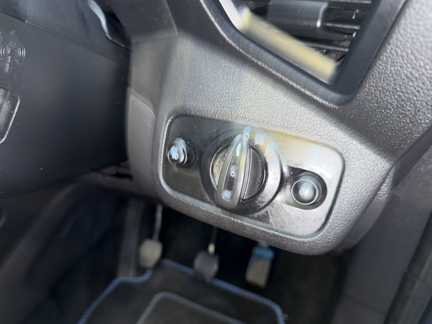 Used Ford Kuga 2016 for sale - 77977141: Photo 39