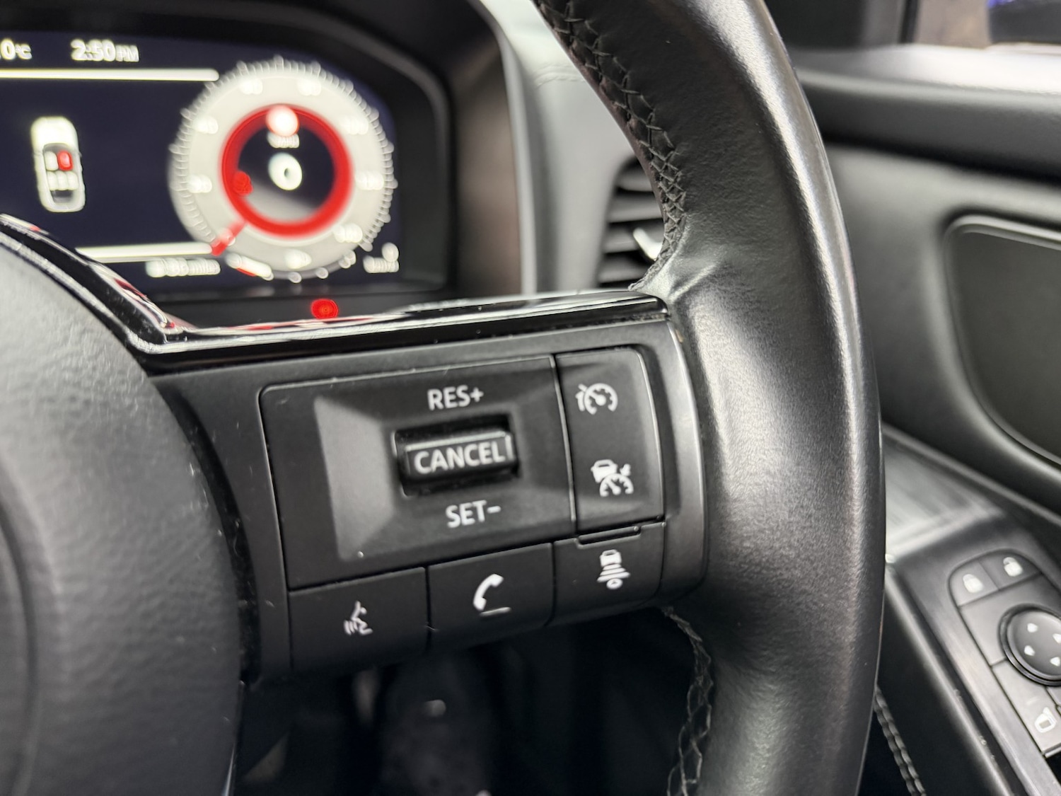 Used Nissan Qashqai 2022 for sale - 77709092: Photo 40