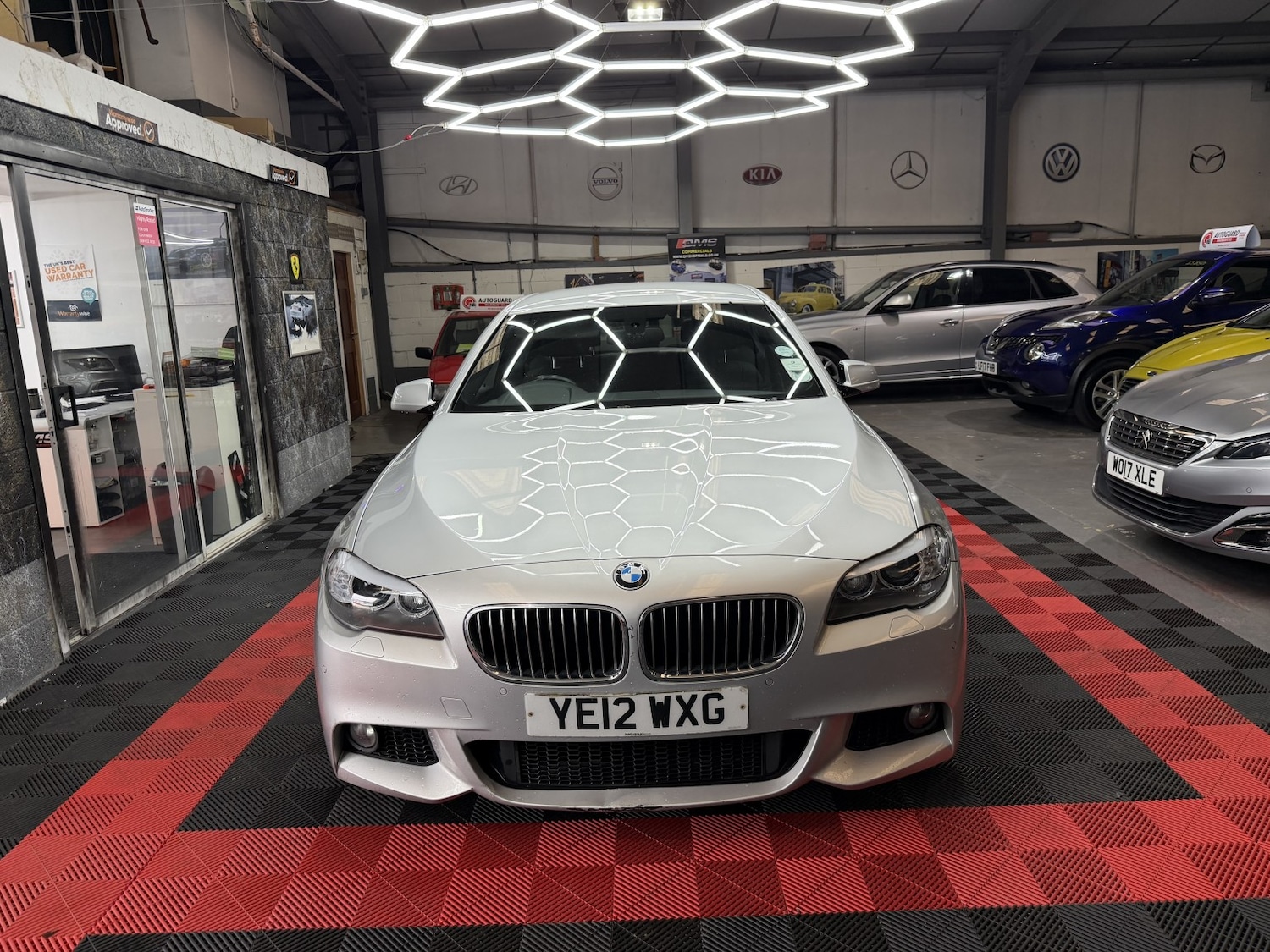 Used BMW 5 Series 2012 for sale - 77395130: Photo 11