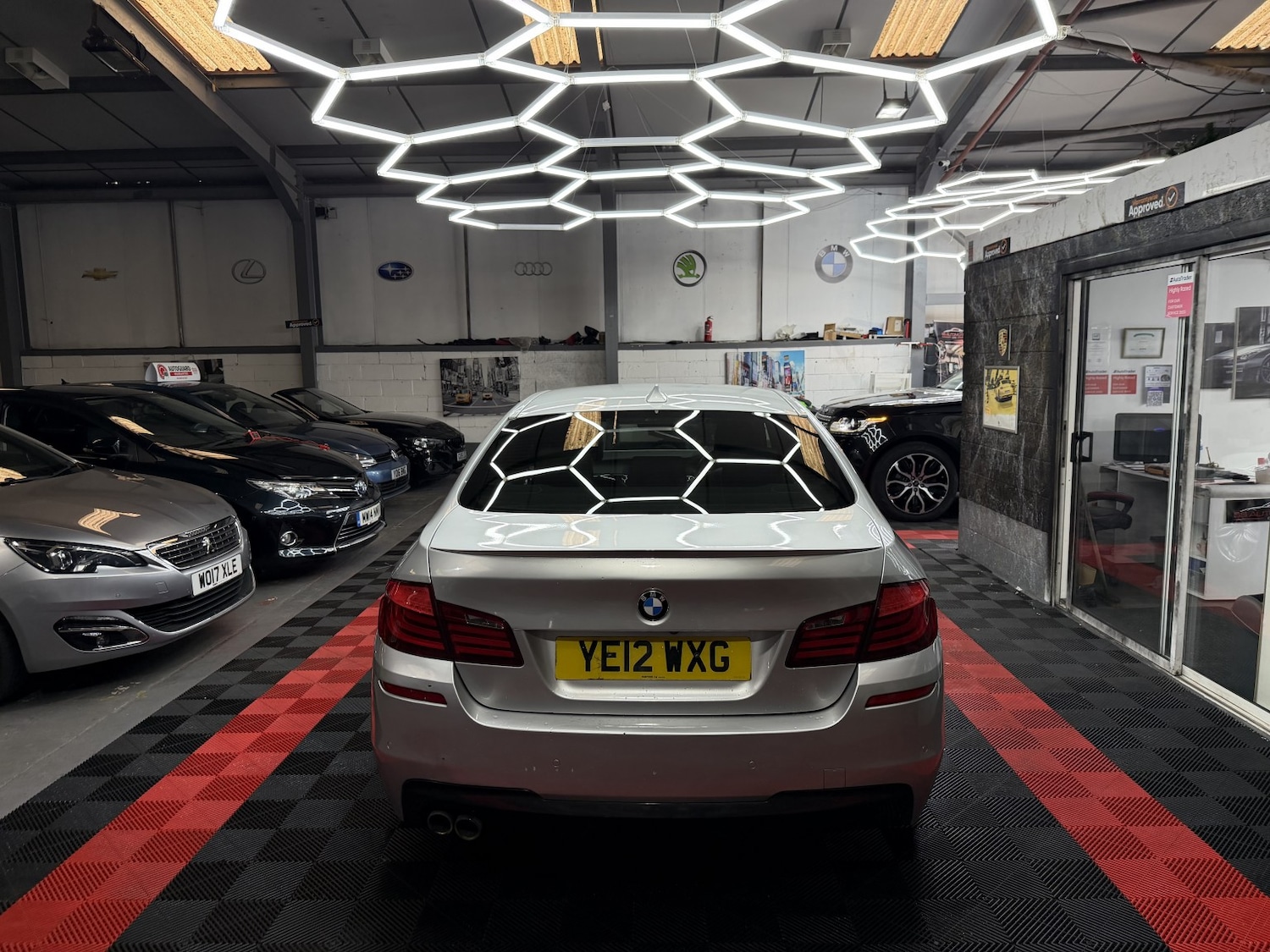 Used BMW 5 Series 2012 for sale - 77395130: Photo 26