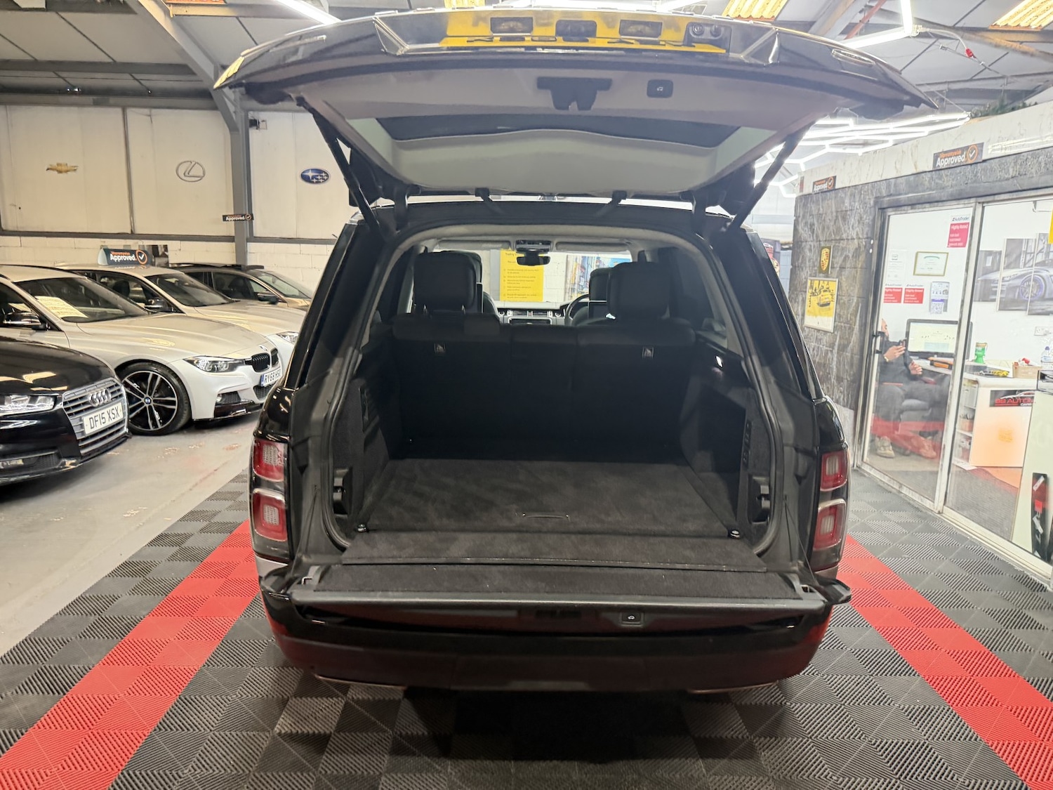 Used Land Rover Range Rover 2019 for sale - 78112027: Photo 32