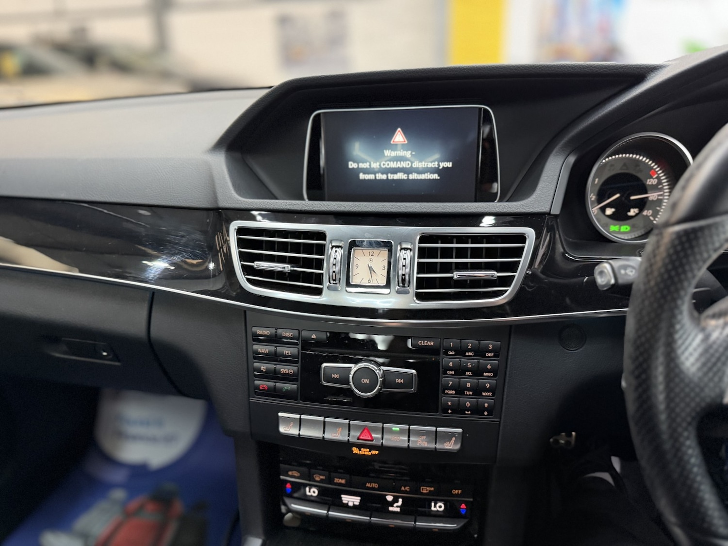 Used Mercedes-Benz E Class 2013 for sale - 78218000: Photo 27