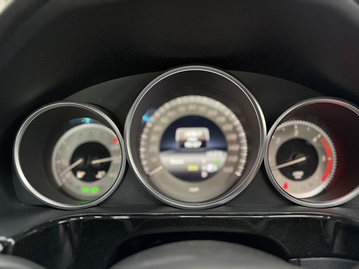 Used Mercedes-Benz E Class 2013 for sale - 78218000: Photo 36