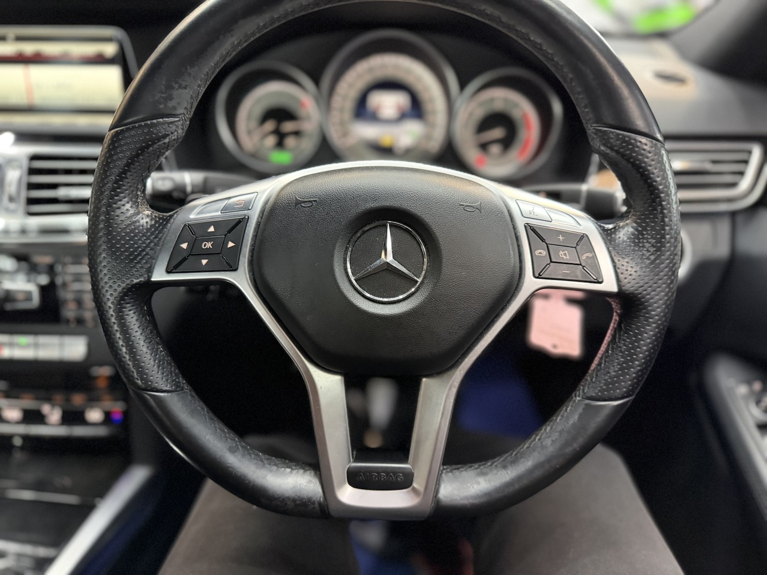 Used Mercedes-Benz E Class 2013 for sale - 78218000: Photo 37