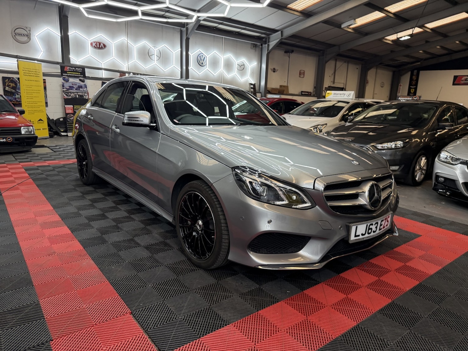 Used Mercedes-Benz E Class 2013 for sale - 78218000: Photo 47