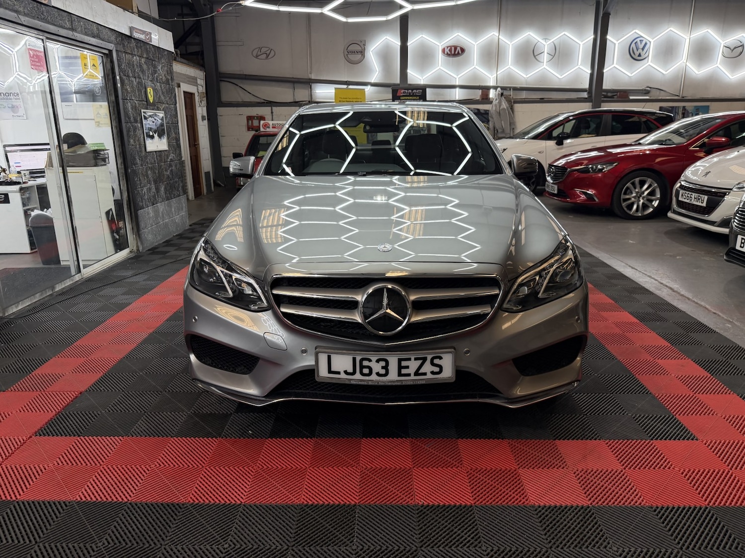 Used Mercedes-Benz E Class 2013 for sale - 78218000: Photo 53