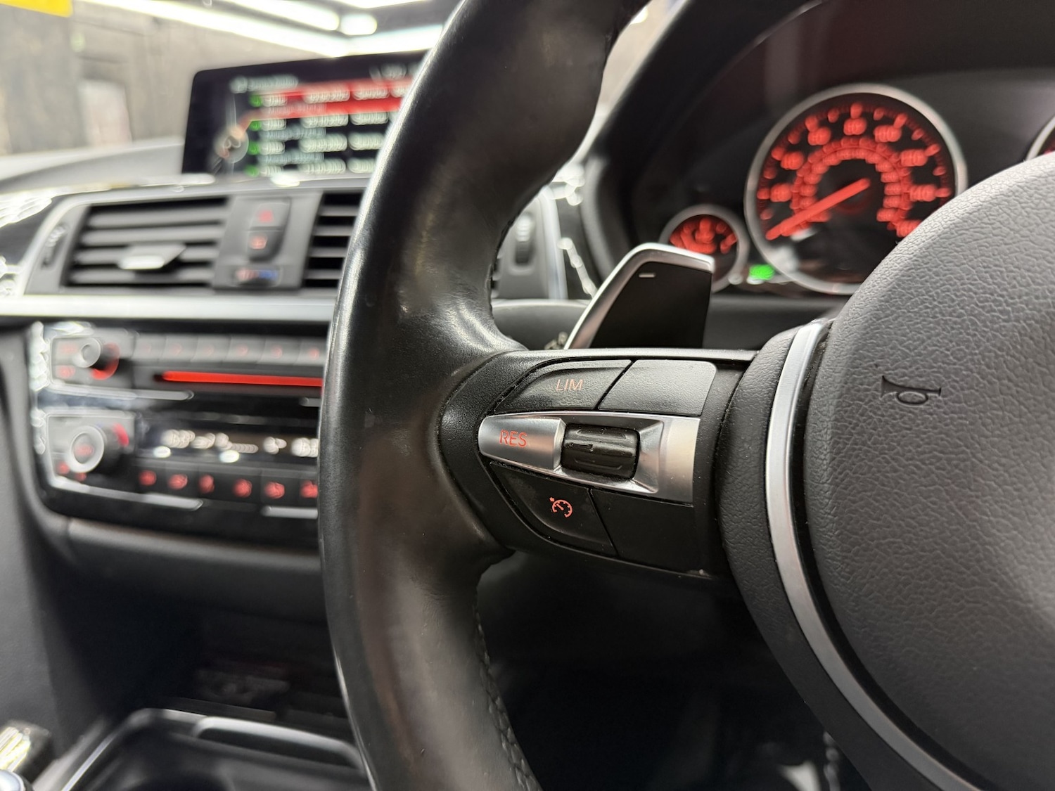 Used BMW 3 Series 2015 for sale - 77979950: Photo 44