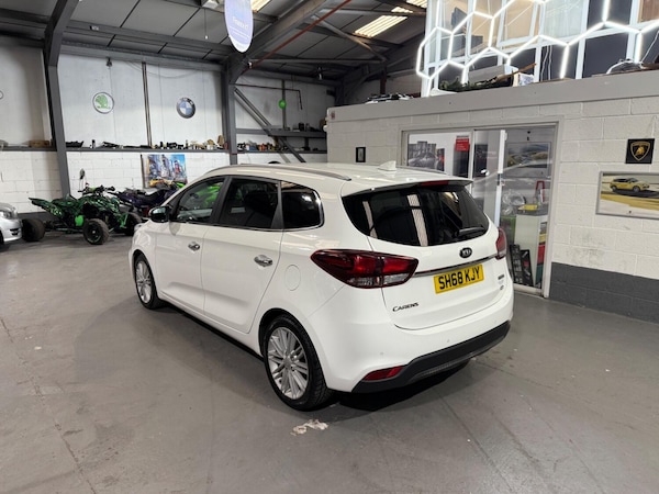Used Kia Carens 2018 for sale - 74362324: Photo 14