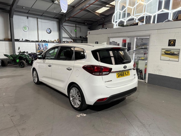 Used Kia Carens 2018 for sale - 74362324: Photo 16