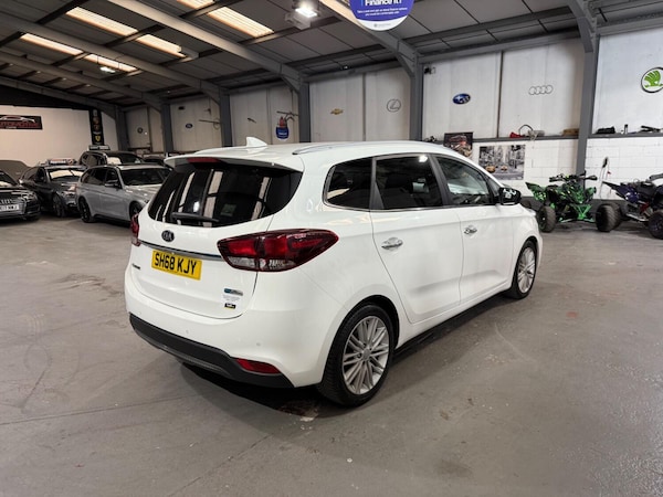 Used Kia Carens 2018 for sale - 74362324: Photo 19