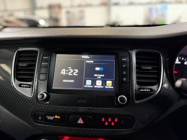 Used Kia Carens 2018 for sale - 74362324: Photo 28