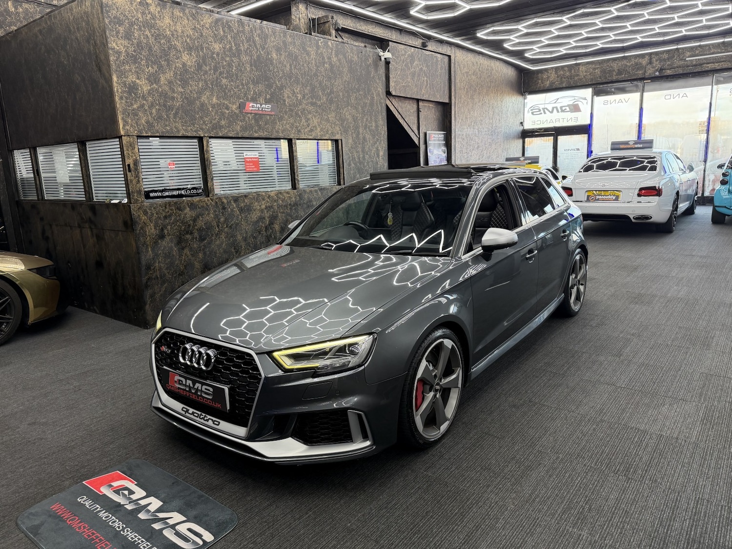 Used Audi RS3 2017 for sale - 77264496: Photo 11