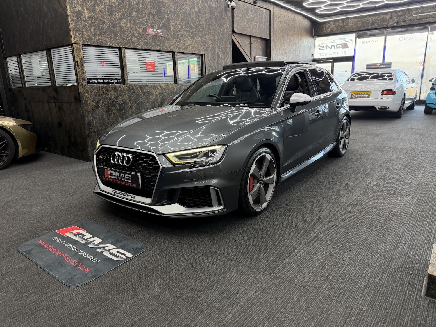 Used Audi RS3 2017 for sale - 77264496: Photo 12