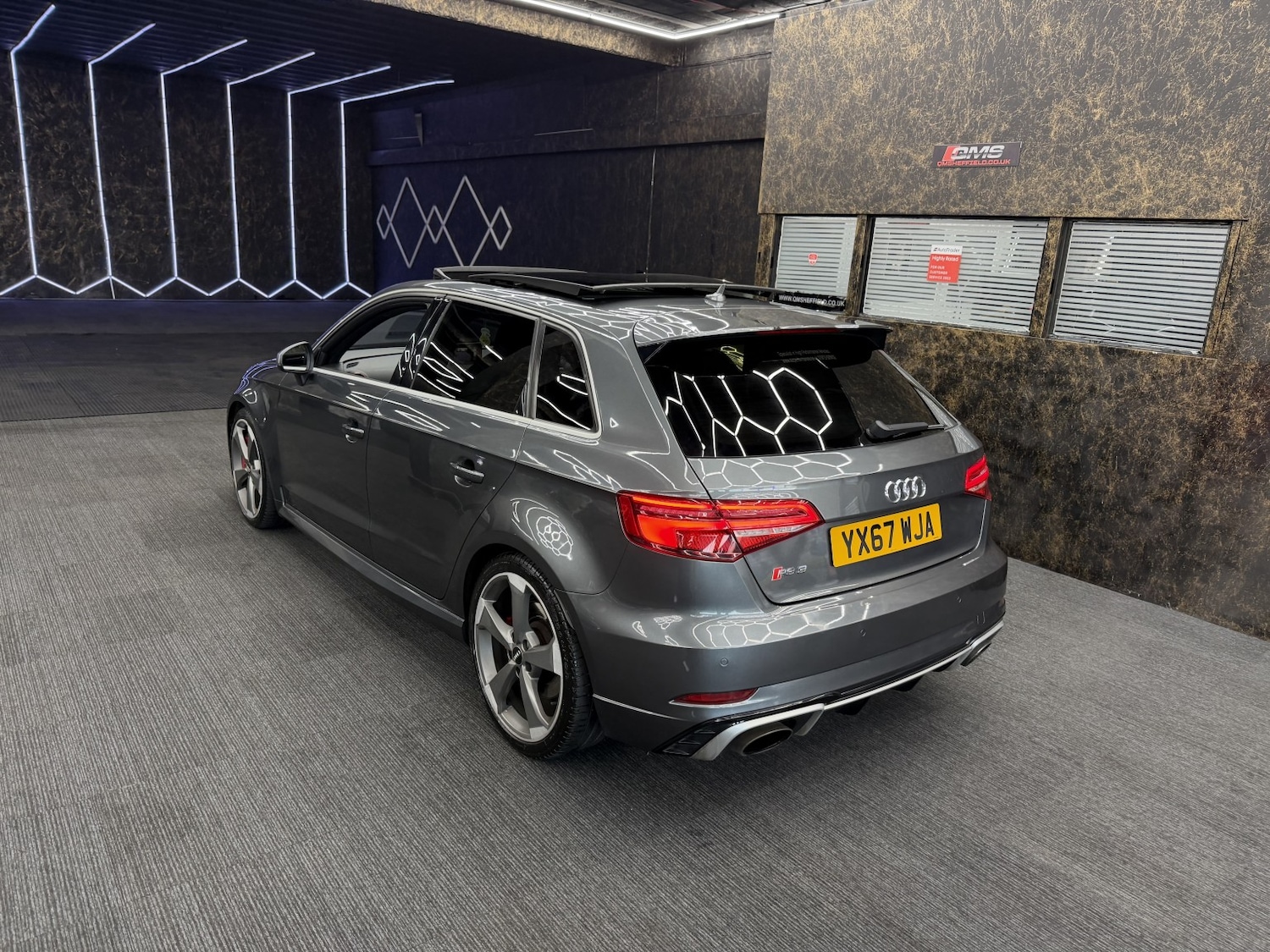 Used Audi RS3 2017 for sale - 77264496: Photo 22