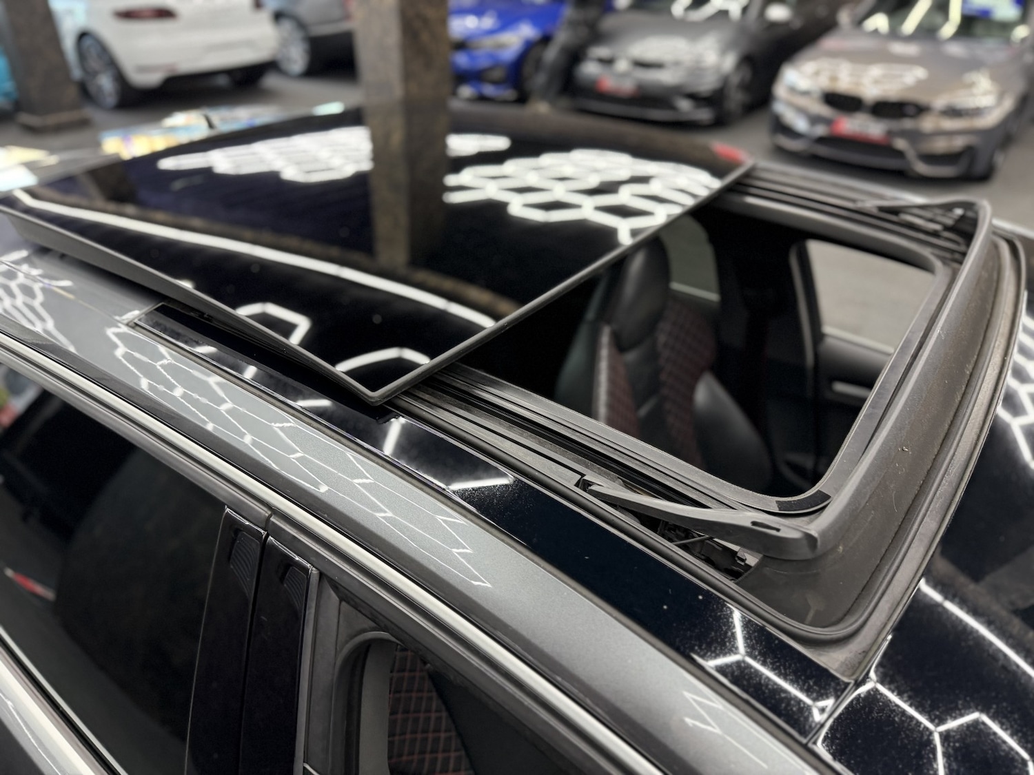 Used Audi RS3 2017 for sale - 77264496: Photo 23