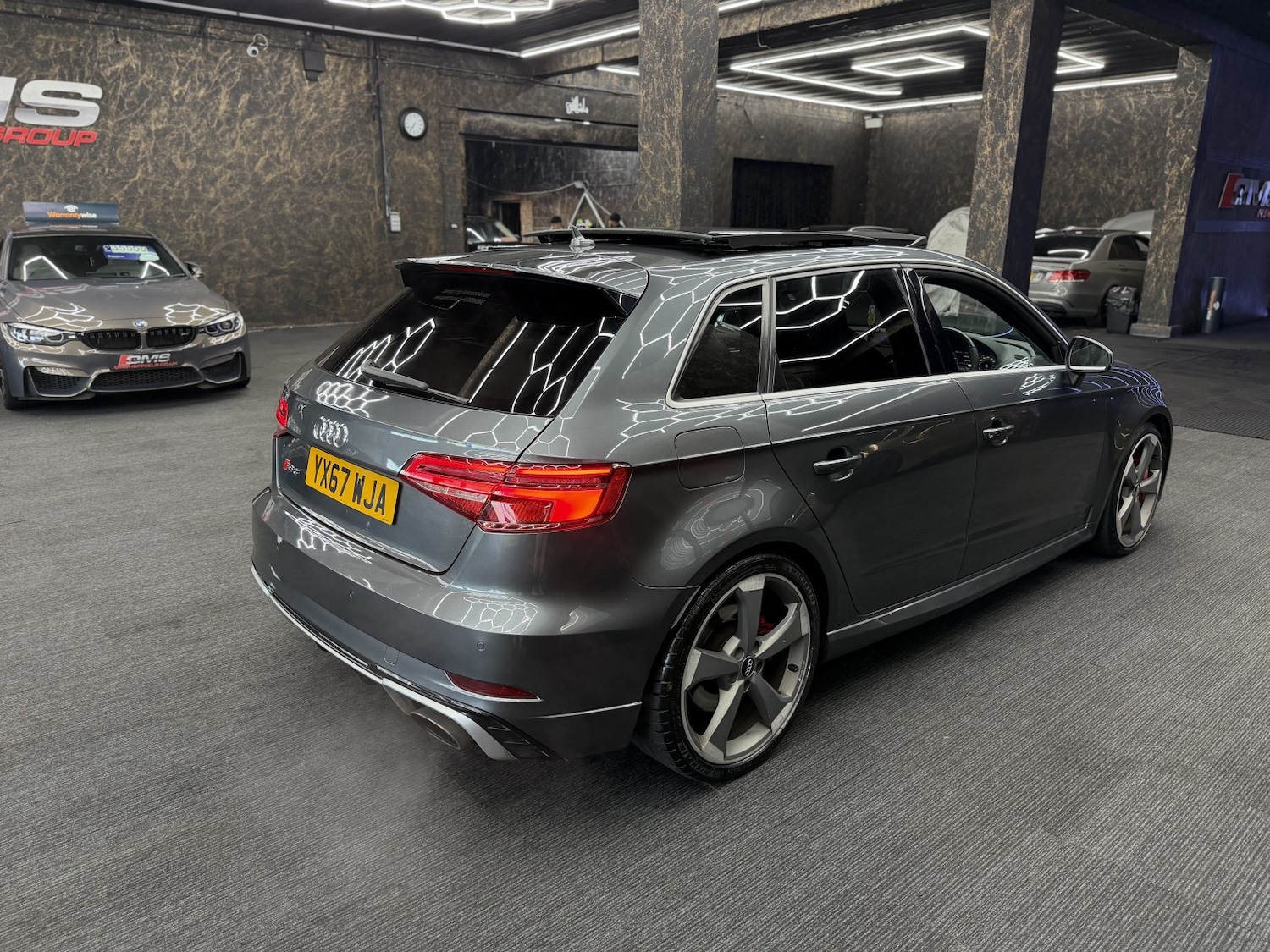 Used Audi RS3 2017 for sale - 77264496: Photo 26