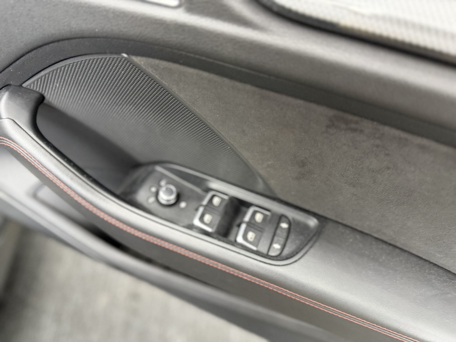 Used Audi RS3 2017 for sale - 77264496: Photo 32