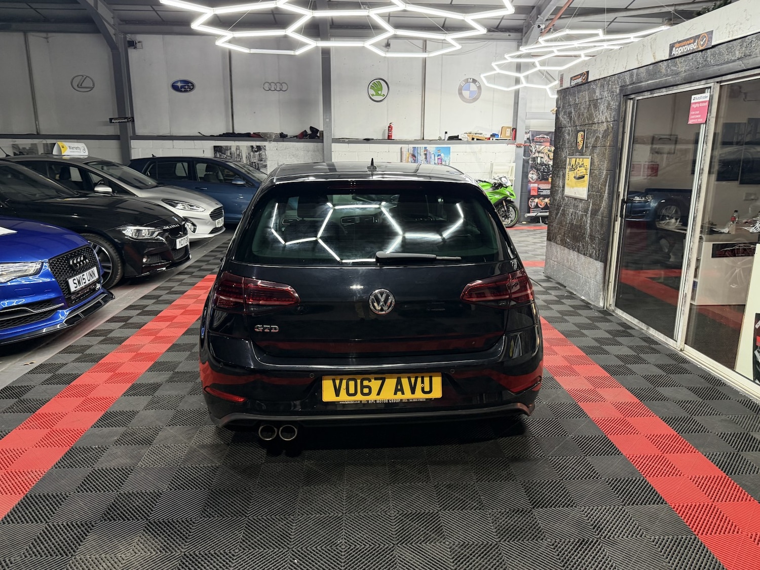 Used Volkswagen Golf 2017 for sale - 77264491: Photo 10