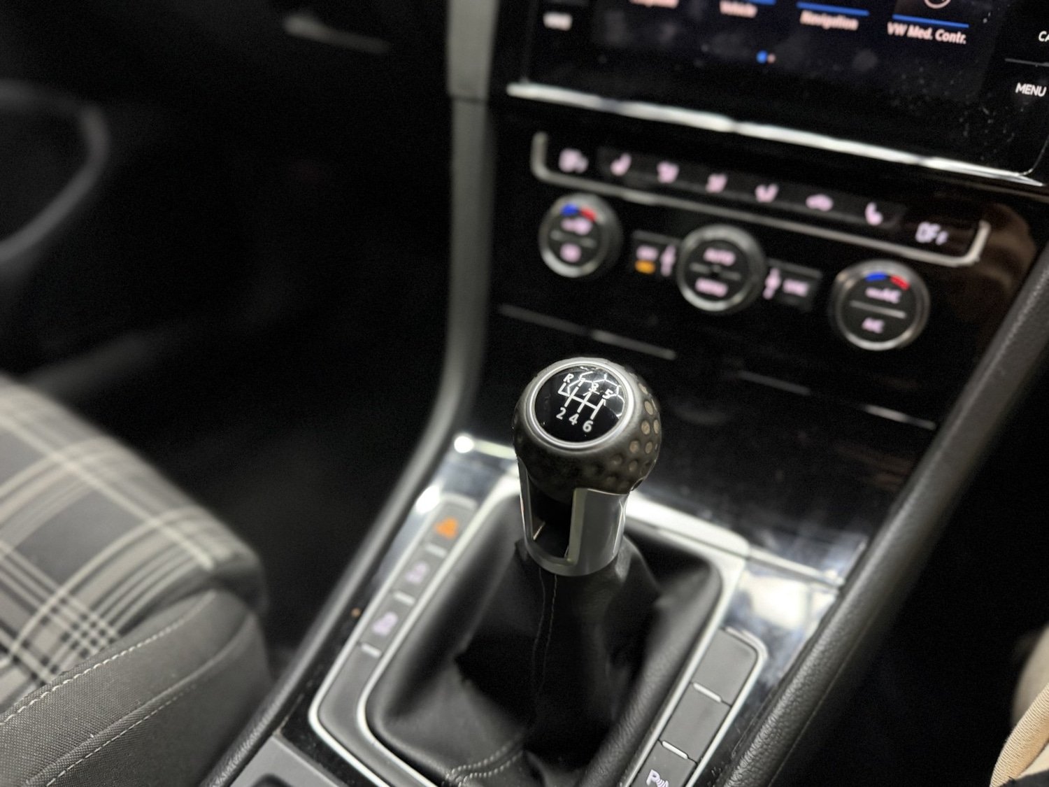 Used Volkswagen Golf 2017 for sale - 77264491: Photo 19