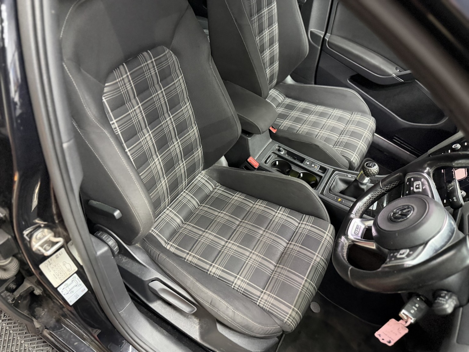 Used Volkswagen Golf 2017 for sale - 77264491: Photo 29