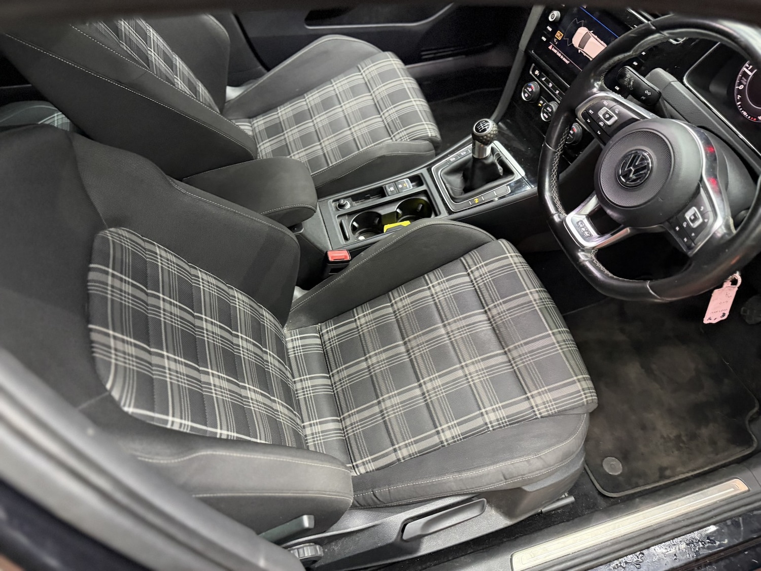 Used Volkswagen Golf 2017 for sale - 77264491: Photo 30