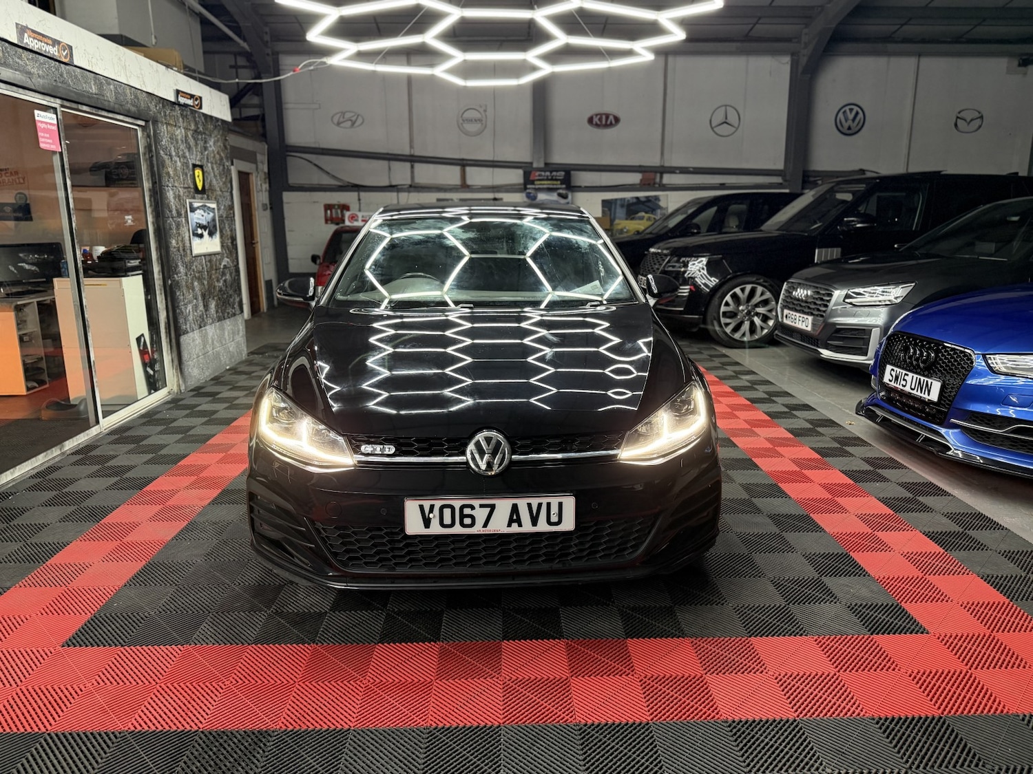 Used Volkswagen Golf 2017 for sale - 77264491: Photo 47