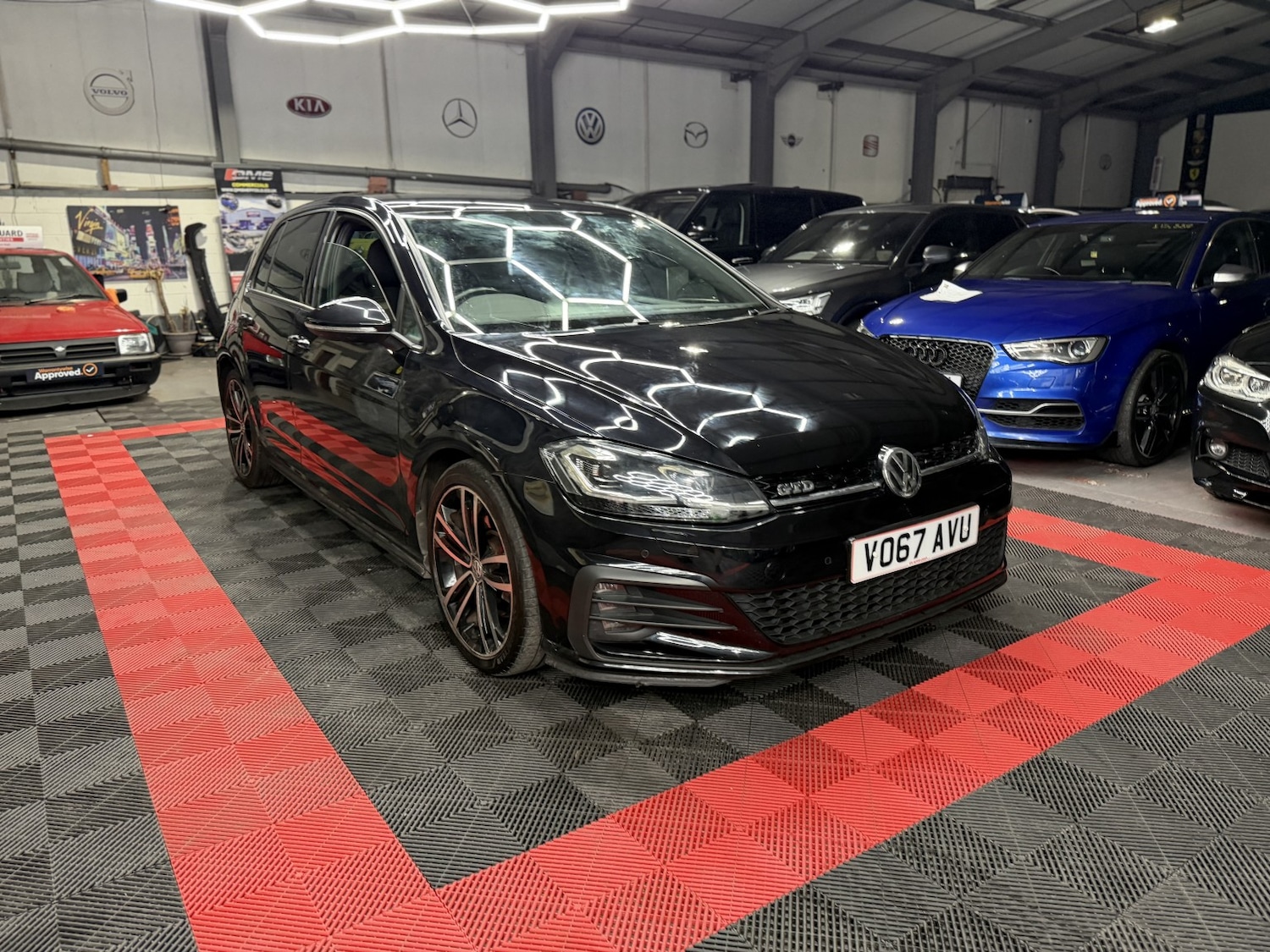Used Volkswagen Golf 2017 for sale - 77264491: Photo 6
