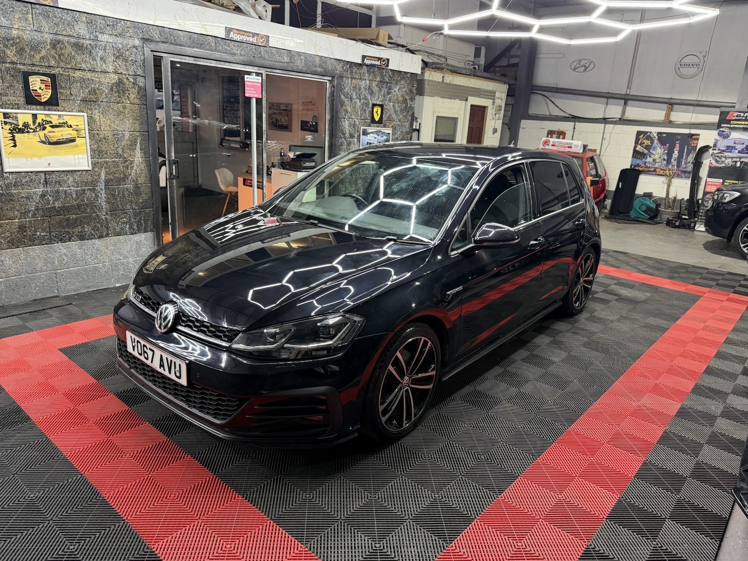 Used Volkswagen Golf 2017 for sale - 77264491: Photo 7