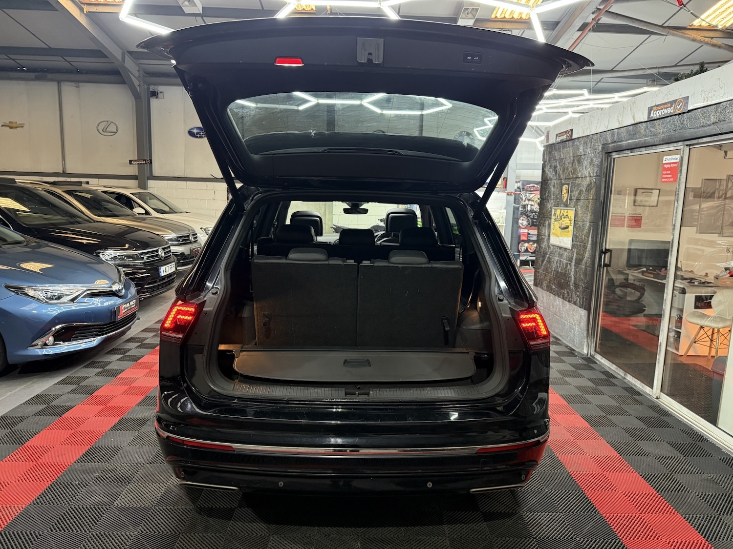 Used Volkswagen Tiguan Allspace 2018 for sale - 76510823: Photo 16