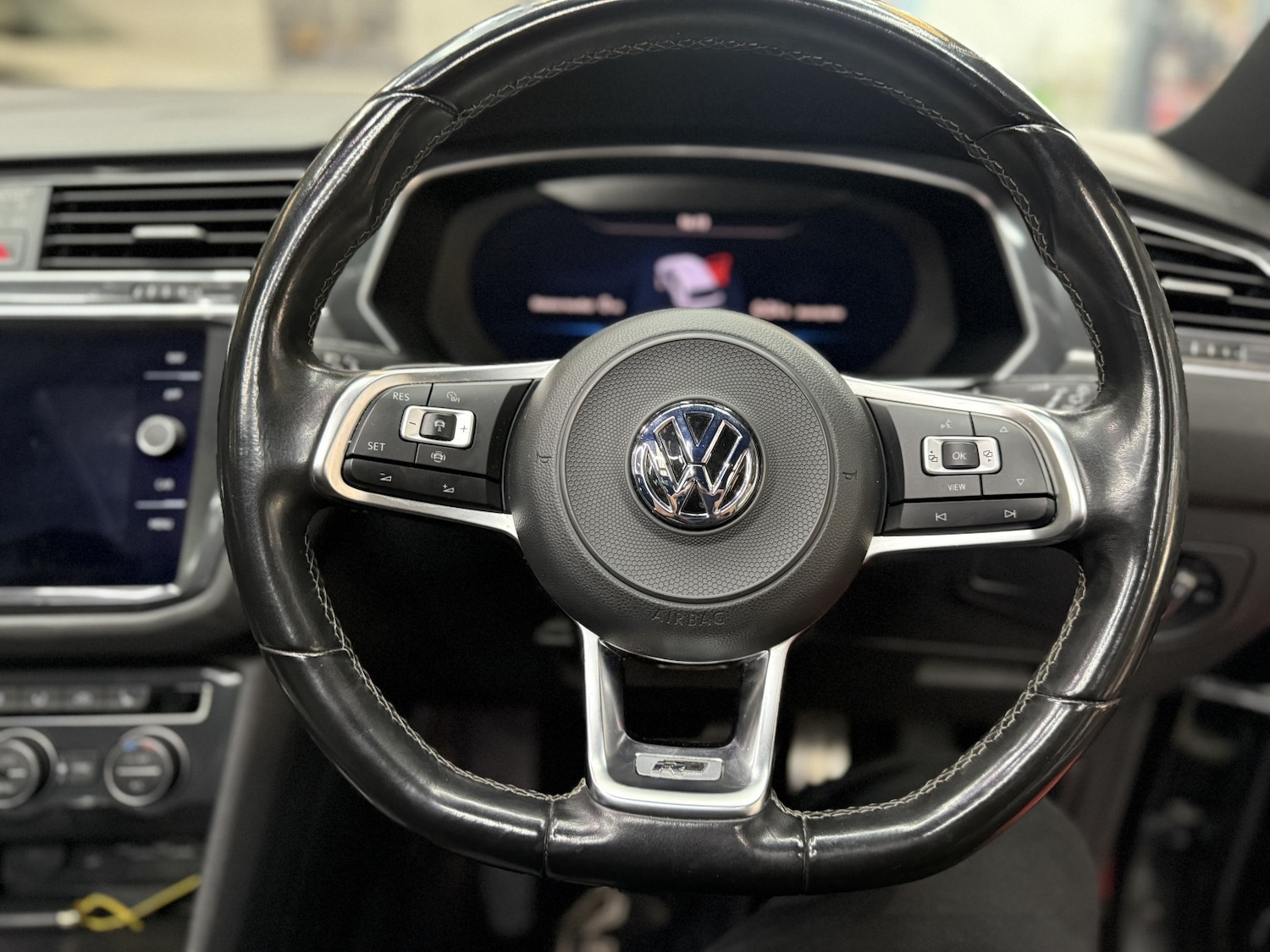 Used Volkswagen Tiguan Allspace 2018 for sale - 76510823: Photo 41