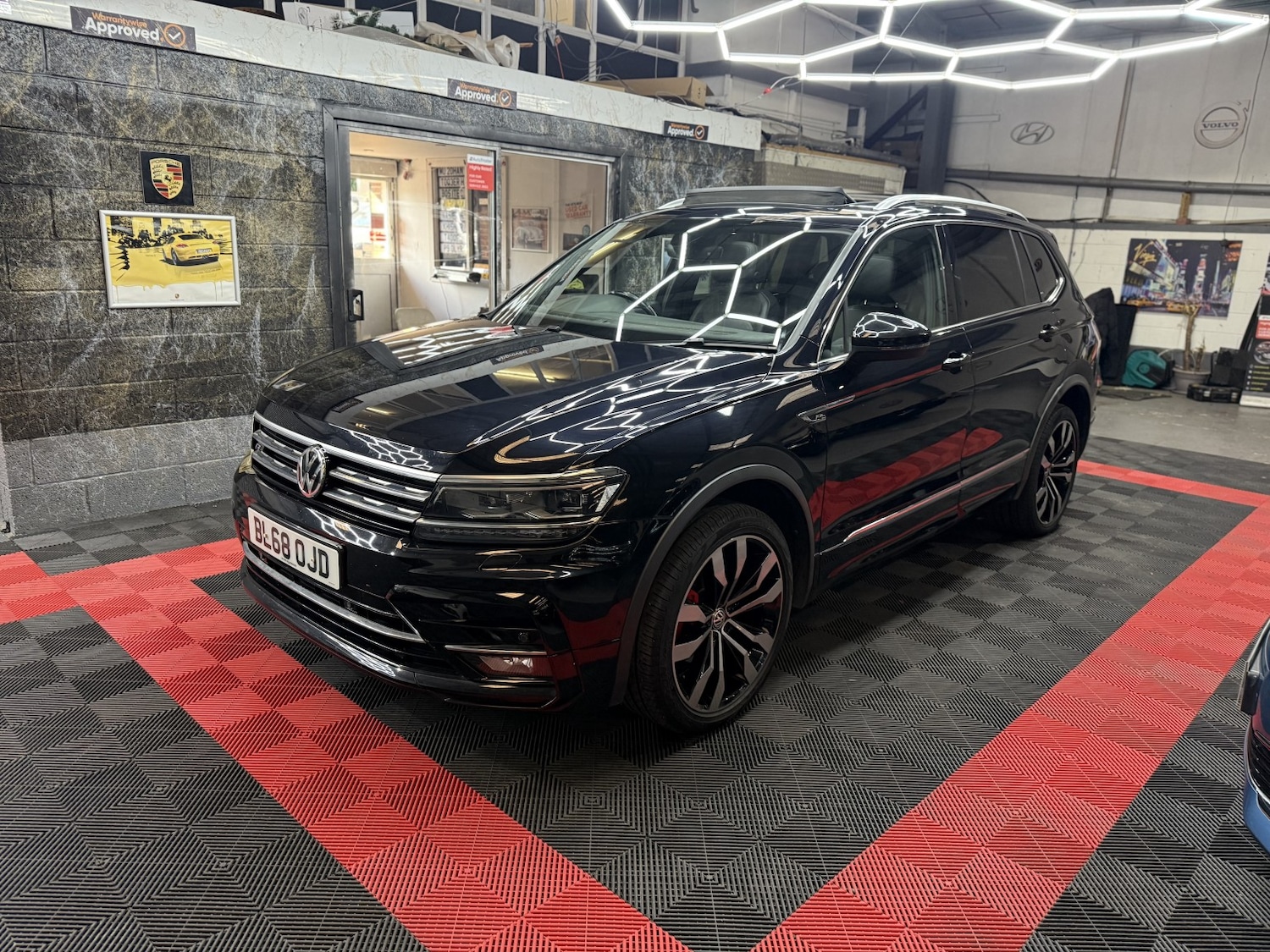 Used Volkswagen Tiguan Allspace 2018 for sale - 76510823: Photo 47