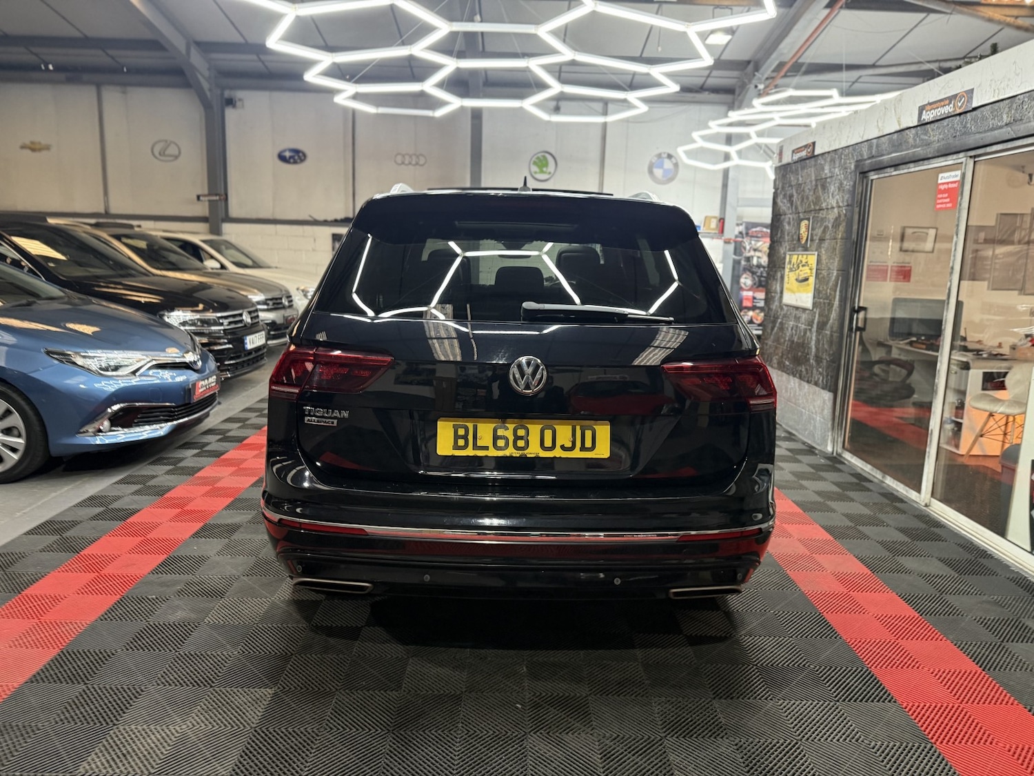 Used Volkswagen Tiguan Allspace 2018 for sale - 76510823: Photo 51