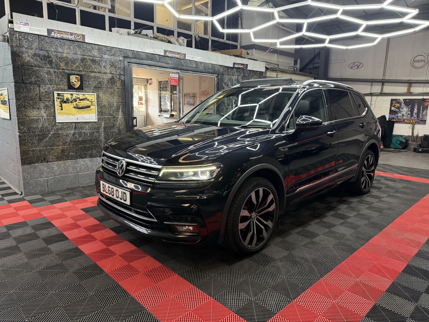 Used Volkswagen Tiguan Allspace 2018 for sale - 76510823: Photo 6
