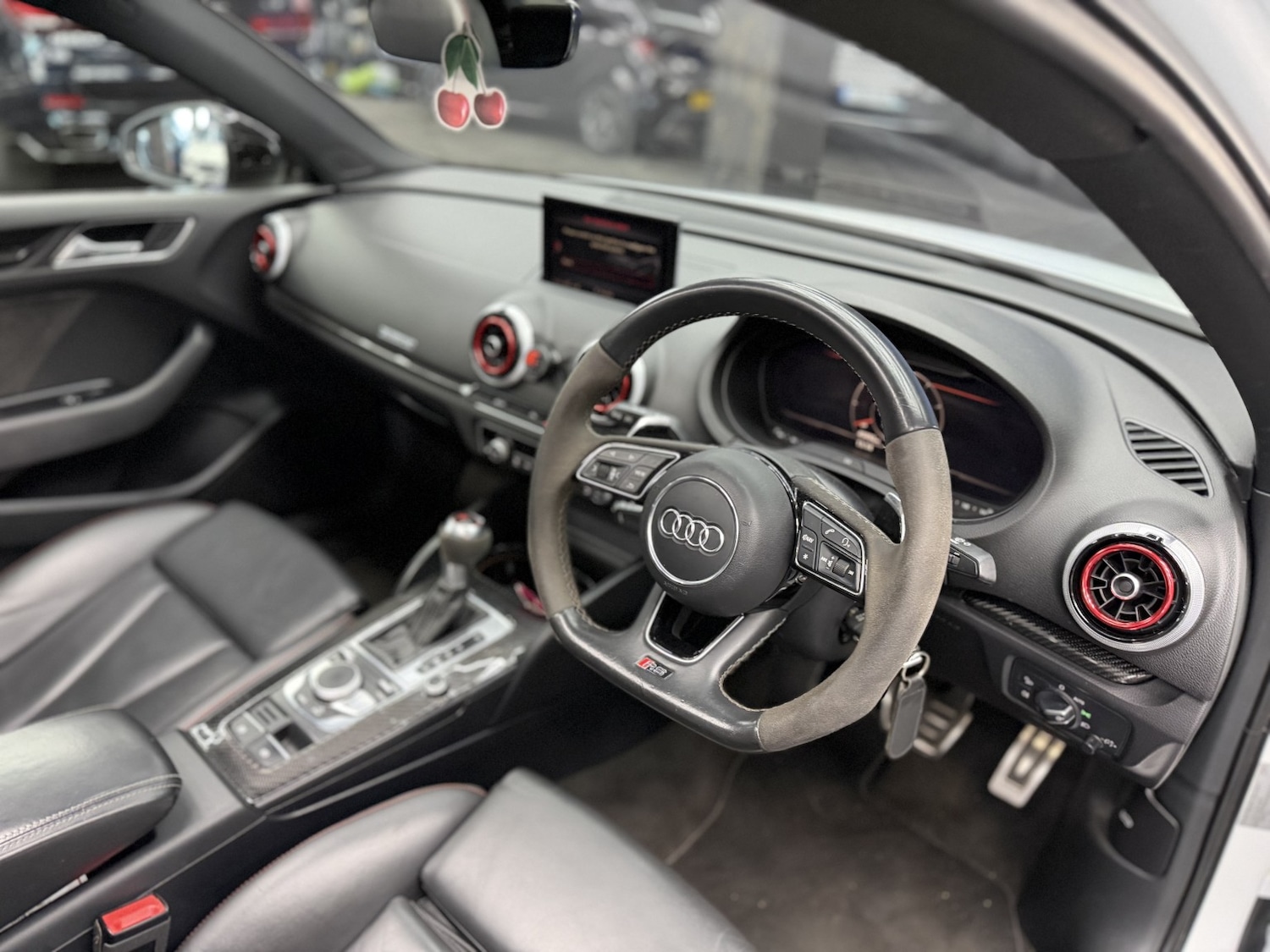 Used Audi RS3 2019 for sale - 77264493: Photo 44