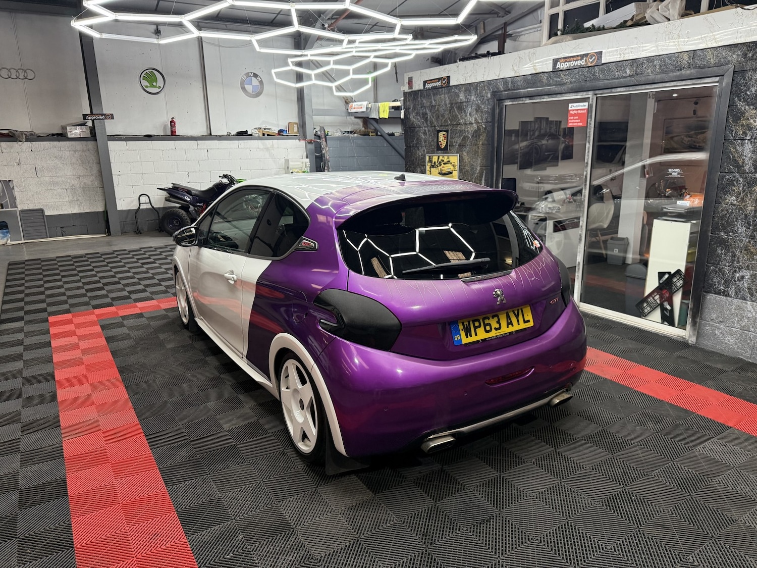 Used Peugeot 208 2013 for sale - 76120224: Photo 11