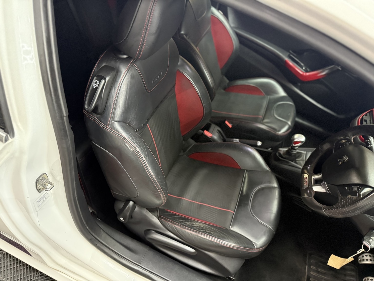 Used Peugeot 208 2013 for sale - 76120224: Photo 20