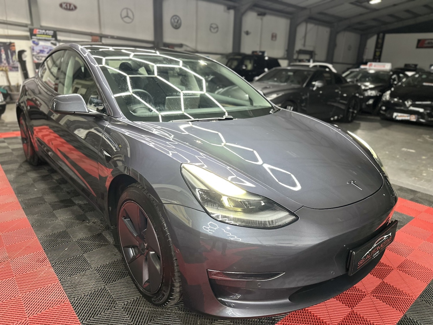 Used Tesla Model 3 2021 for sale - 77572780: Photo 2