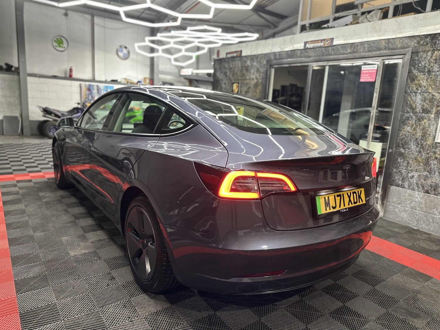 Used Tesla Model 3 2021 for sale - 77572780: Photo 7