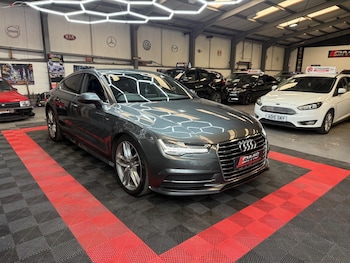 2016 - 3.0 TDI V6 S line 5-Door